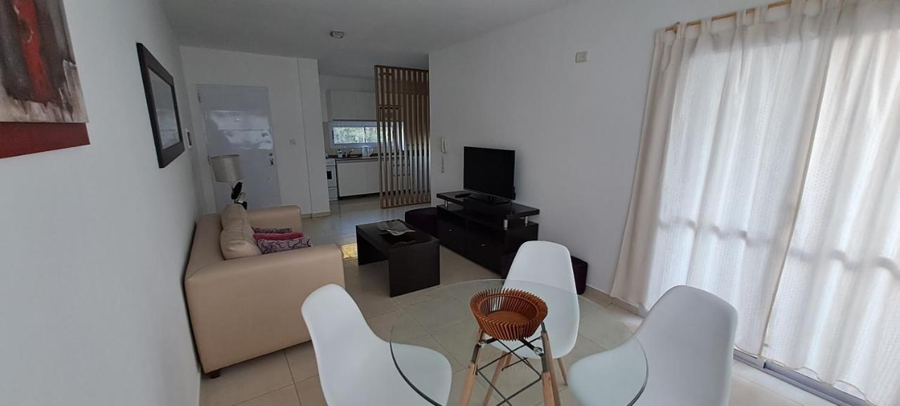 Departamento Temporario - Barrio San Isidro Villa Allende Dış mekan fotoğraf