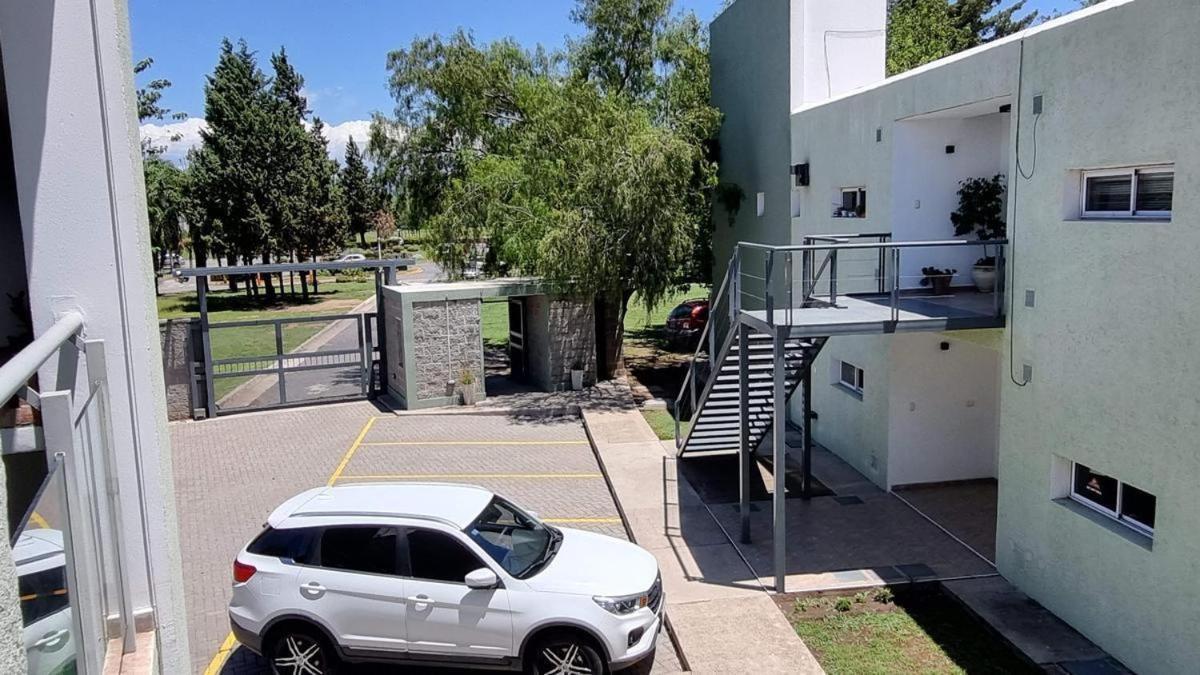 Departamento Temporario - Barrio San Isidro Villa Allende Dış mekan fotoğraf