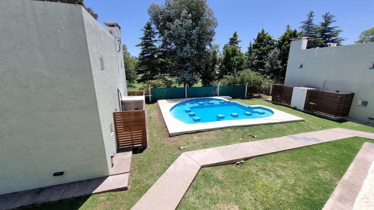 Departamento Temporario - Barrio San Isidro Villa Allende Dış mekan fotoğraf